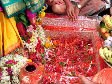 ಧನುರ್ ಲಗ್ನ 12.33ಕ್ಕೆ ತೀರ್ಥರೂಪಿಯಾಗಿ ಹರಿದ ಕಾವೇರಿ