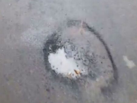 ಡಾಂಬರು ಭಾಗ್ಯ ಕಾಣದ ರಾಜರಾಜೇಶ್ವರಿ ನಗರದ ರಸ್ತೆ