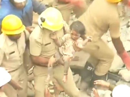 ಕಟ್ಟಡ ಕುಸಿತ: ಬಾಲಕಿ ಸಂಜನಾ ರಕ್ಷಿಸಿದ್ದು ಯಾರು?