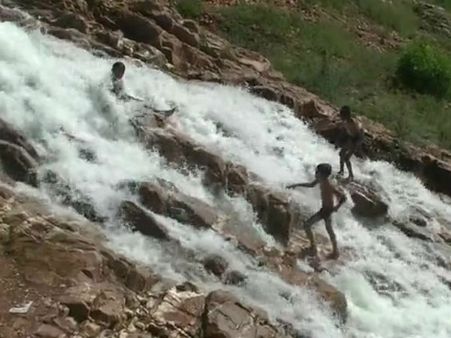 ಬಾಗಲಕೋಟೆಯ ಮುಚಖಂಡಿ ಕೆರೆಗೆ ವೈಭವದ ಕಾಲ!