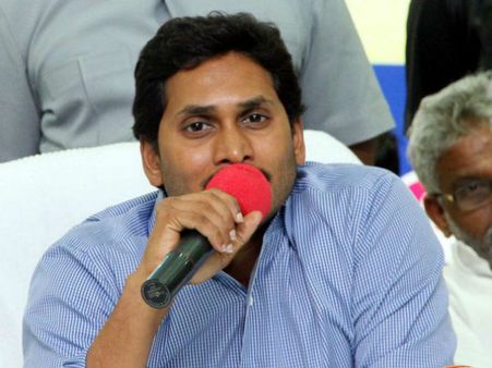 ಅಪ್ಪನ ಹಾದಿ ಹಿಡಿದ ಜಗನ್, 3 ಸಾವಿರ ಕಿ.ಮೀ ಪಾದಯಾತ್ರೆ