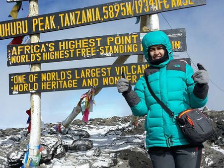 ಕಿಲಿಮಂಜಾರೋ ಪರ್ವತ ಏರಿದ ಮೊದಲ ಕನ್ನಡತಿ ಹುಬ್ಬಳ್ಳಿಯ ನಂದಿತಾ