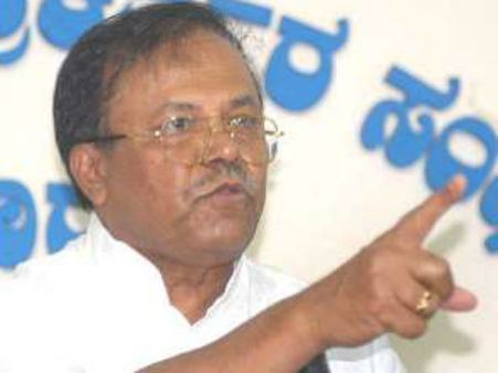 'ಸಿದ್ದರಾಮಯ್ಯ ವಿರುದ್ಧ ಎಫ್ಐಆರ್ ದಾಖಲಿಸದಿದ್ದರೆ ಹೋರಾಟ'