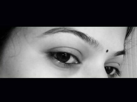 ಸಾಮುದ್ರಿಕಾ ಶಾಸ್ತ್ರ: ಭವಿಷ್ಯ ನುಡಿಯುವ ಹೆಣ್ಣಿನ ಕಣ್ಣುಗಳು