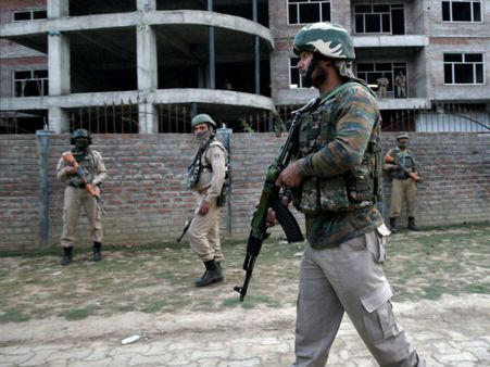 ಆಪರೇಷನ್ ಟೆರರಿಸ್ಟ್ - 2017: ಸೈನಿಕರಿಗೆ ಗುಂಡಿಗೆ 200 ಉಗ್ರರ ಬಲಿ