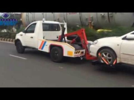 ಸಂಚಾರಿ ಪೊಲೀಸರ ವೇಷದಲ್ಲಿ ಕಾರು ಕದ್ದ ಕಳ್ಳರು