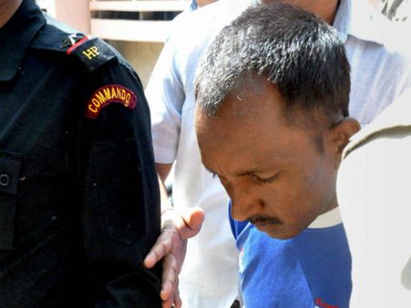 'ಮಗನನ್ನು ಕಾಪಾಡಿದ ಪ್ರದ್ಯುಮ್ನನ ತಂದೆಗೆ ಋಣಿ'