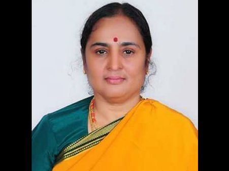 ಮೂರನೇ ಮಹಿಳಾ ಮುಖ್ಯ ಕಾರ್ಯದರ್ಶಿಯಾಗಿ ರತ್ನಪ್ರಭ