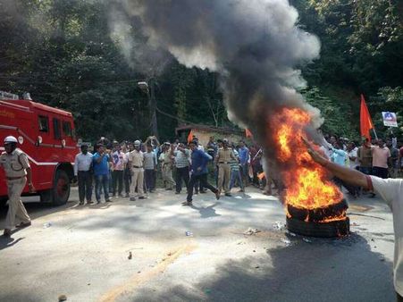 ಹೊತ್ತಿ ಉರಿಯುತ್ತಿರುವ ಕುಮಟ, ಹೊನ್ನಾವರ: ಶಾಂತಿ ಕಾಪಾಡುವಂತೆ ಸಿ.ಟಿ.ರವಿ ಮನವಿ