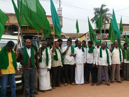 ಕೆ.ಆರ್.ಮಾರ್ಕೆಟ್: ತೆರಿಗೆ ಹೆಸರಲ್ಲಿ ರೈತರ ಸುಲಿಗೆ