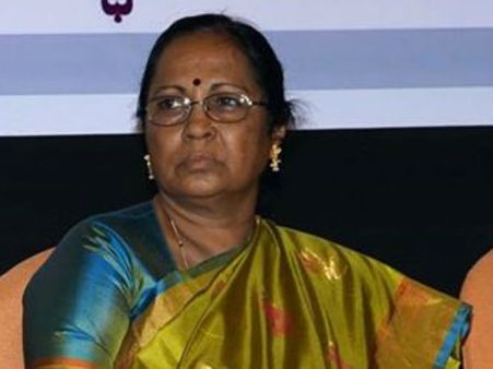 ಜಾತ್ಯಾತೀತರನ್ನು ಟೀಕಿಸುವವರ ಅಪ್ಪ 'ಮನು' : ಮಲ್ಲಿಕಾ ಘಂಟಿ