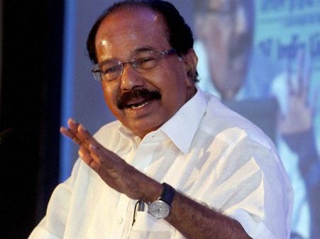 ಬಿಜೆಪಿ ಉಗ್ರಗಾಮಿತ್ವ ಹುಟ್ಟುಹಾಕುತ್ತಿದೆ: ವೀರಪ್ಪ ಮೊಯ್ಲಿ