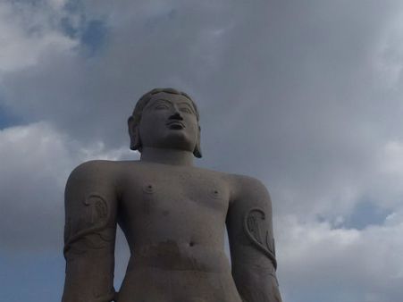 ಲಾಲ್ ಬಾಗ್ ಫಲಪುಷ್ಪ ಪ್ರದರ್ಶನದಲ್ಲಿ ಬಾಹುಬಲಿ ಪ್ರತಿಕೃತಿ