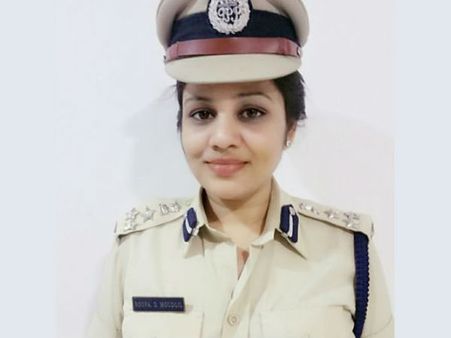 ವರ್ಷದ ವ್ಯಕ್ತಿ 2017: ಐಪಿಎಸ್ ಅಧಿಕಾರಿ ಡಿ.ರೂಪಾ ಮೌದ್ಗೀಲ್