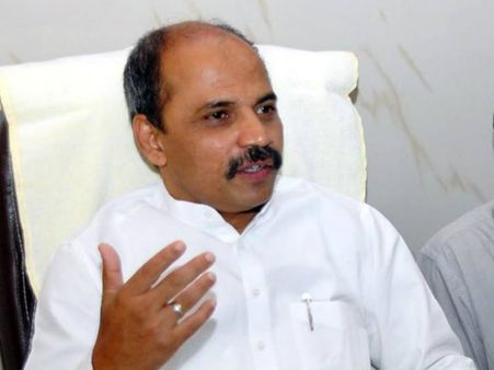 'ಬಿಜೆಪಿ ಪರಿವರ್ತನಾ ಯಾತ್ರೆ ಜನರ ದಾರಿ ತಪ್ಪಿಸುವಂತದ್ದು'