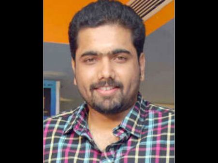 ತರುಣ್ ಸುಧೀರ್ ಸತ್ತಿಲ್ಲ ಕಣ್ರಿ, ಸುಳ್ಳು ಸುದ್ದಿ ಹಬ್ಬಿಸ್ಬೇಡಿ