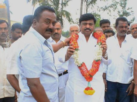 ಕೋಲಾರ ಶಾಸಕ ವರ್ತೂರು ಪ್ರಕಾಶ್ ವಿರುದ್ಧ ಎಫ್‌ಐಆರ್