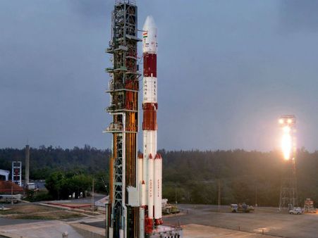 ಶತಕ ಬಾರಿಸಿದ ಇಸ್ರೋ, 100ನೇ ಉಪಗ್ರಹ ಯಶಸ್ವೀ ಉಡಾವಣೆ