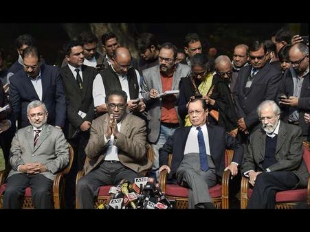 ನ್ಯಾಯಮೂರ್ತಿಗಳ ನಡುವೆ ಸಂಧಾನ, ವಿವಾದ ಇತ್ಯರ್ಥ