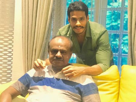 ಸಕ್ರಿಯ ರಾಜಕಾರಣಕ್ಕೆ ಪ್ರವೇಶಿಸುವ ಸುಳಿವು ನೀಡಿದ ನಿಖಿಲ್ ಕುಮಾರಸ್ವಾಮಿ