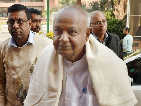 ಶೃಂಗೇರಿಯಲ್ಲಿ ದೇವೇಗೌಡರಿಂದ ಅತಿರುದ್ರ ಯಾಗ, ಯಾವ ಕಾರಣಕ್ಕೆ?