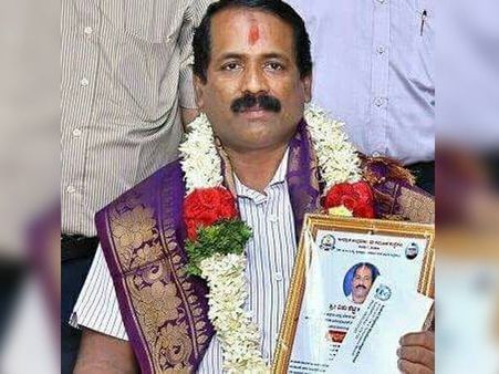 ಅನಾಥ ಶವಗಳಿಗೆ ಶವಸಂಸ್ಕಾರ: ಇಲ್ಲೊಬ್ಬರು ವಿಶಿಷ್ಟ ಸಮಾಜ ಸೇವಕರು