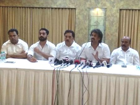 'ಇಂದಿರಾ ಗಾಂಧಿಗೆ ಬಂಗಾರಪ್ಪ ಹೊಡೆಯಲು ಹೋಗಿದ್ದರು ಅನ್ನೋದು‌ ಸುಳ್ಳು'