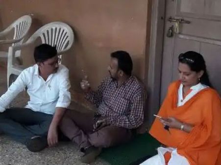 ಬೆಳಗಾವಿ: ನೀರು ಸರಬರಾಜು ಮಂಡಳಿ ಎದುರು ನಗರ ಸೇವಕರ ಧರಣಿ