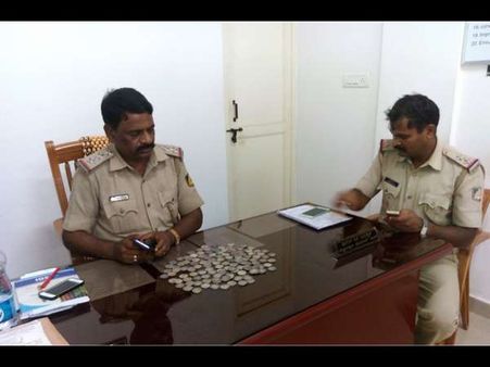 ಮೈಸೂರಿನ ಪಿರಿಯಾಪಟ್ಟಣದ ಪುರಾತನ ಕಾಲದ ನಿಧಿ ಪತ್ತೆ