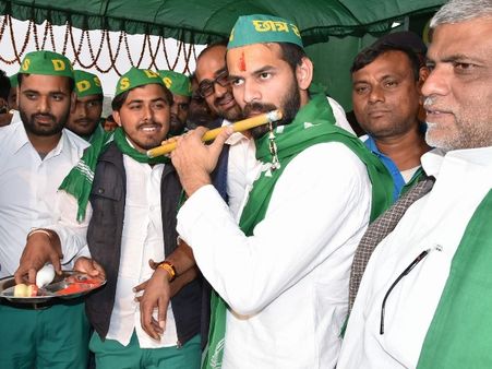 ಲಾಲೂ ಮಗನಿಗೆ ಆರು ತಿಂಗಳಿನಿಂದ 'ಭೂತ' ಕಾಟ