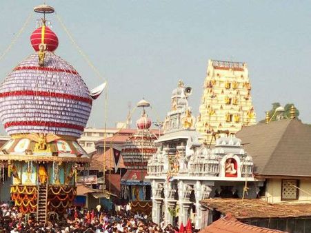 ಉಡುಪಿ ಕೃಷ್ಣಮಠ ಪಾರ್ಕಿಂಗ್ ಏರಿಯಾದ ಗೋಲ್ಮಾಲ್ ಸಾಬೀತು: ಶಿರೂರು ಶ್ರೀಗಳಿಗೆ ಜವಾಬ್ದಾರಿ