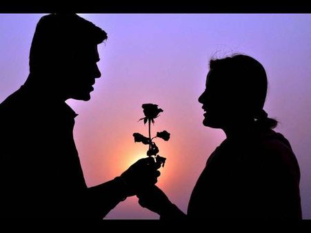 ಗುಲಾಬಿ ಕೊಡುವ ಹೃದಯಕ್ಕೆ ಪ್ರೀತಿಯ ಬರವಿದೆ..!