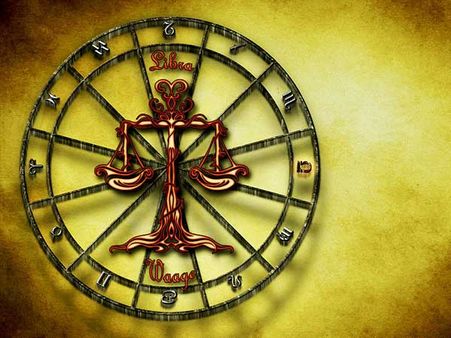 ವಿಳಂಬಿ ಸಂವತ್ಸರ ಫಲ: ತುಲಾ ರಾಶಿಗೆ ಸೇಬಿನಂತೆಯೇ ಹುಳಿ ದ್ರಾಕ್ಷಿ ಇದೆ