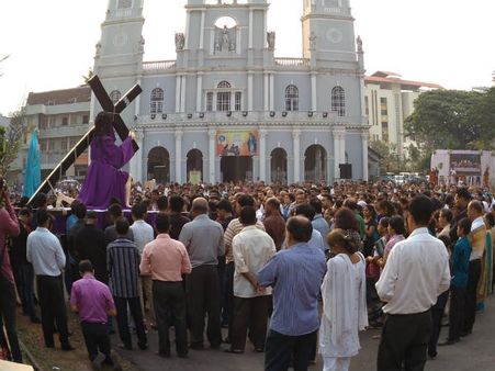 ಚಿತ್ರಗಳು : ಮಂಗಳೂರಲ್ಲಿ ಗುಡ್ ಫ್ರೈಡೇ ಆಚರಣೆ