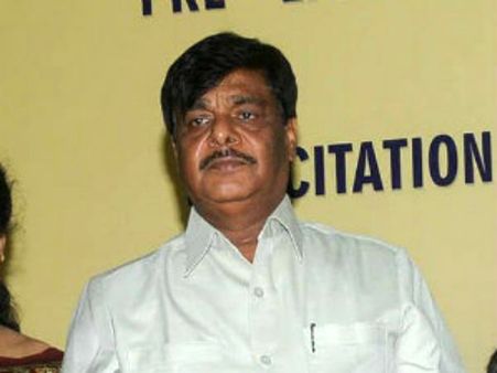 ವೀರಪ್ಪ ಮೊಯ್ಲಿ ಟ್ವೀಟ್ ಬಗ್ಗೆ ಮಹದೇವಪ್ಪ ಪ್ರತಿಕ್ರಿಯಿಸಿದ್ದು ಹೀಗೆ...