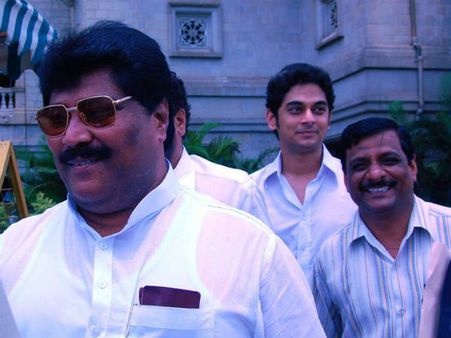 ಕಾಂಗ್ರೆಸ್‌ನಿಂದ ಮಾಲೀಕಯ್ಯ ಗುತ್ತೇದಾರ್ ಉಚ್ಛಾಟನೆ