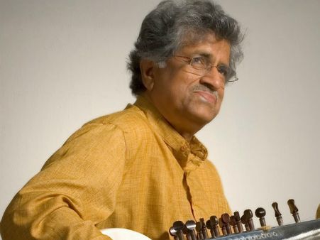 'ನಾಡೋಜ' ಗೌರವಕ್ಕೆ ಪಂಡಿತ್ ರಾಜೀವ್ ತಾರಾನಾಥರು ಆಯ್ಕೆ