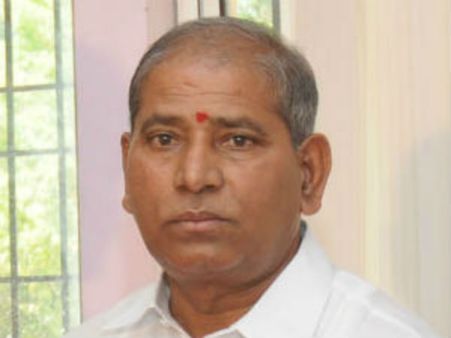 ಬಿಜೆಪಿ ಸಂಸದ ಸಂಗಣ್ಣ 'ಪರಾರಿ' ಯತ್ನ ವಿಫಲಗೊಳಿಸಿದ ಪೊಲೀಸರು