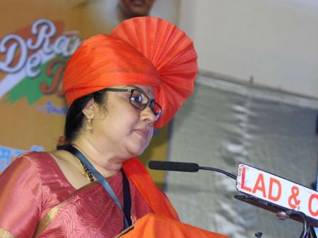 ಕಾಂಗ್ರೆಸ್ ಮಾಜಿ ಪ್ರಧಾನಿಗಳ ಬಗ್ಗೆ ನಟಿ ತಾರಾ ವಿವಾದಾತ್ಮಕ ಹೇಳಿಕೆ