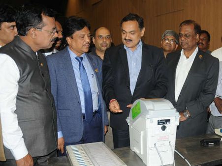 ಮತದಾರರೇ, ಮತದಾನಕ್ಕೂ ಮುನ್ನ EVM, VVPAT ಬಗ್ಗೆ ತಿಳಿದುಕೊಳ್ಳಿ