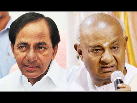 ಮೋದಿ ಅಲೆ ತಡೆಯಲು ಕೆಸಿಆರ್‌ಗೆ ದೇವೇಗೌಡ ಬೆಂಬಲ