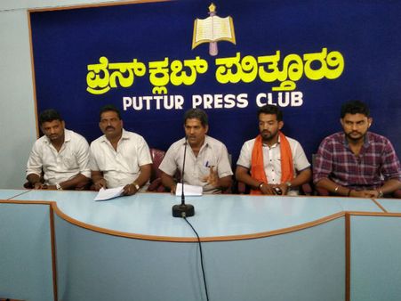 ಗೋಮಾಂಸ ತಿನ್ನುವವರಿಗೆ ಹಂದಿ ಸಾಕಲು ಕೊಡಿ: ಹಿಂಜಾವೇ