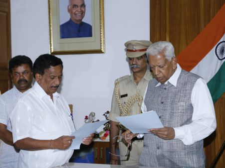 ಹಂಗಾಮಿ ಸ್ಪೀಕರ್ ಆಯ್ಕೆ ಬಿಜೆಪಿಯ ಕೆ.ಜಿ. ಬೋಪಯ್ಯ ನೇಮಕ