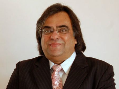 ಕಾಂಗ್ರೆಸ್ ಅಭ್ಯರ್ಥಿ ಅಶೋಕ್ ಖೇಣಿ ಮನೆ ಮೇಲೆ ಐಟಿ ದಾಳಿ