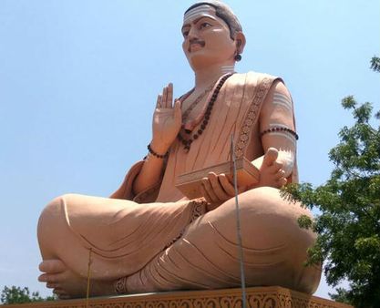 ಭಕ್ತಿ ಎಂಬ ಪೃಥ್ವಿಯ ಮೇಲೆ ಗುರುವೆಂಬ ಬೀಜ