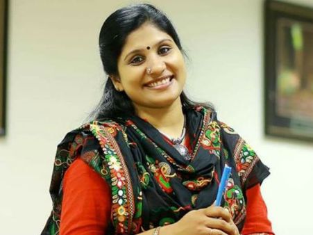 ಕತುವಾ ರೇಪ್ ಸಂತ್ರಸ್ತೆ ಪರ ನಿಂತ ಕೇರಳ ಲೆಕ್ಚರರ್ ಗೆ ಬಿಜೆಪಿಯಿಂದ ಬೆದರಿಕೆ