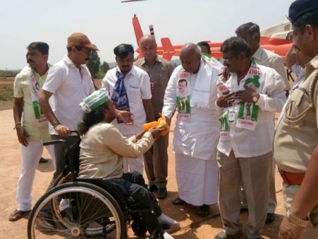 ಸಿದ್ದರಾಮಯ್ಯ ತಾಯಿ ಮನೆ ಯಾವುದೆಂದು ಹೇಳಲಿ: ದೇವೇಗೌಡ