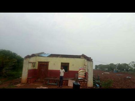 ಬೆಳಗಾವಿಯಲ್ಲಿ ಮಳೆ ಗಾಳಿ ಅಬ್ಬರಕ್ಕೆ ನೆಲ ಕಚ್ಚಿದ ಮೊಬೈಲ್ ಟವರ್