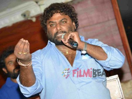 ರಾಜರಾಜೇಶ್ವರಿ ನಗರ ಫಲಿತಾಂಶ : ಪಕ್ಷೇತರರಲ್ಲಿ ವೆಂಕಟ್ ಅವರೇ ಬೆಸ್ಟ್