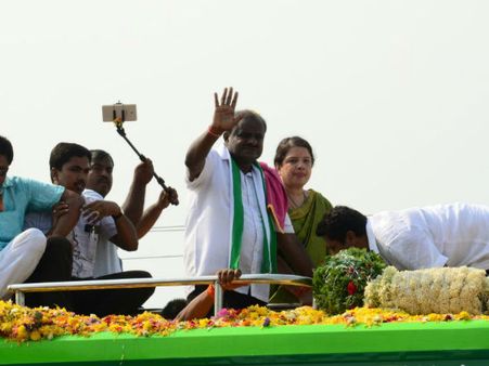 ಪಬ್ಲಿಕ್ ಟಿವಿ ಸಮೀಕ್ಷೆ : ಜೆಡಿಎಸ್ ಕಿಂಗ್ ಮೇಕರ್ ಆಗುತ್ತಾ?